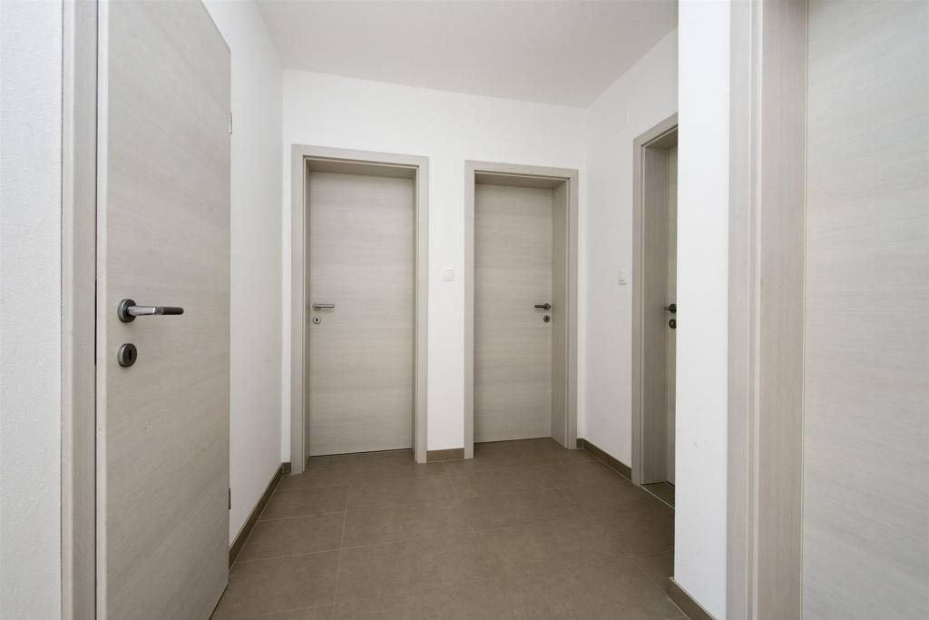 Apartment Jure Слатине Екстер'єр фото
